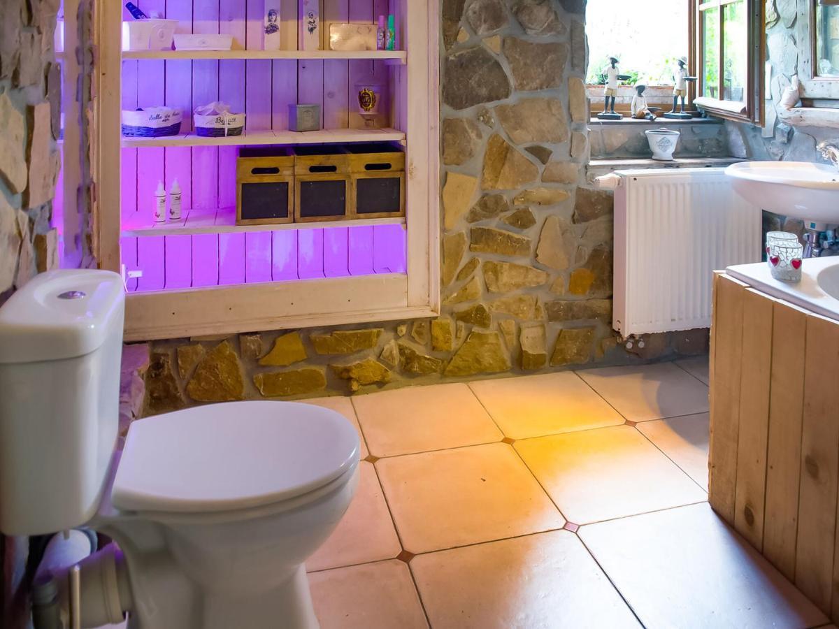 Nice Holiday Home In Nature With Sauna, Hot Tub En Swimming Pool 韦尔维耶 外观 照片