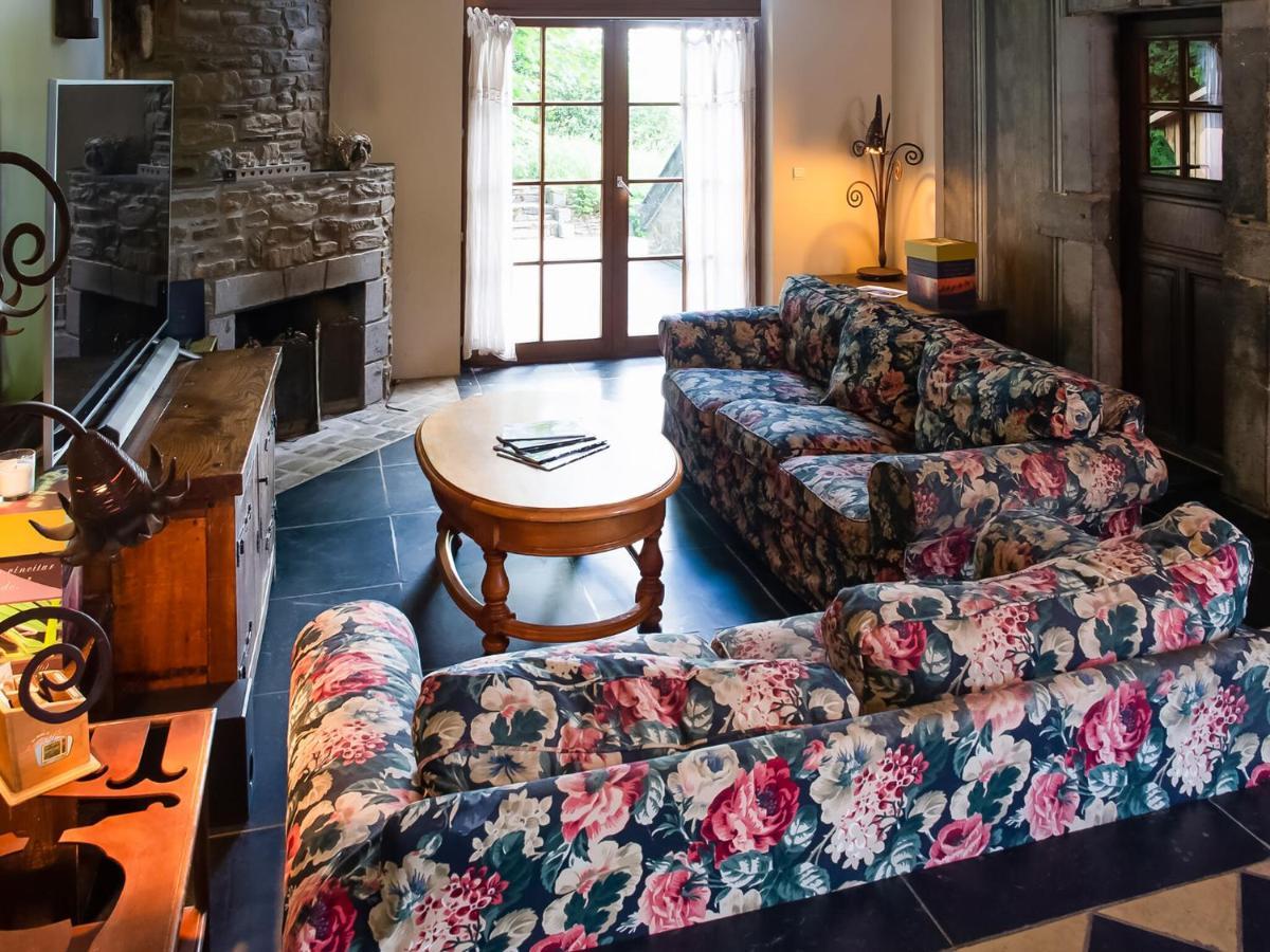 Nice Holiday Home In Nature With Sauna, Hot Tub En Swimming Pool 韦尔维耶 外观 照片