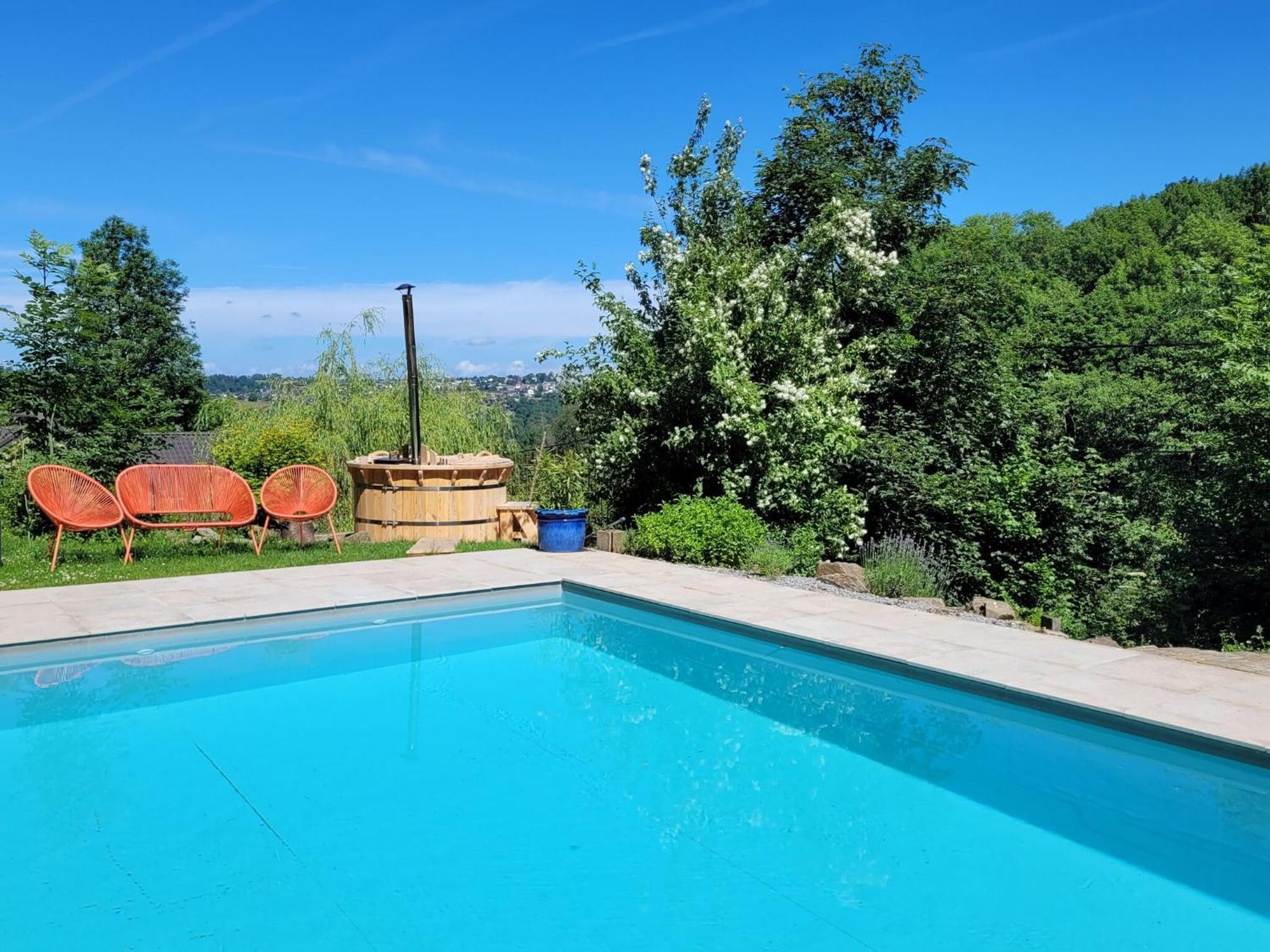 Nice Holiday Home In Nature With Sauna, Hot Tub En Swimming Pool 韦尔维耶 外观 照片